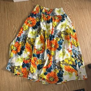 Flowery summer skirt
